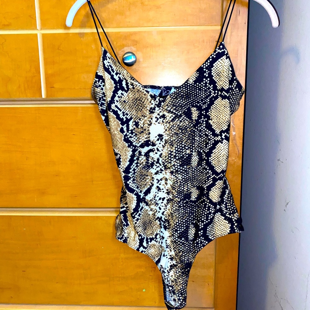 Windsor body suit